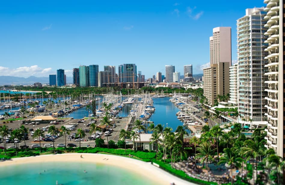 Isla del Sol condos for rent